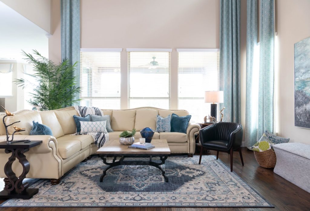 Professional Living Room Interior Designer